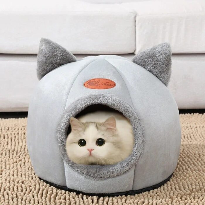 Comfortable and Soft Cat Basket