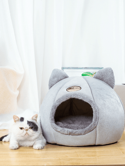 Comfortable and Soft Cat Basket