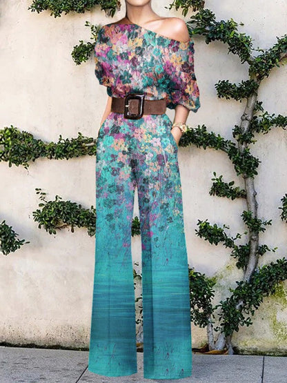 Elegant and modern women's overall, ideal for spring